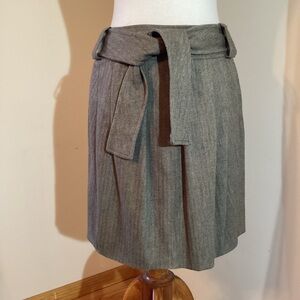 Michael Kors Gray Skirt,matching tie belt,midi length, lined,herringbone print,6